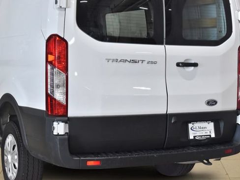 Used 2025 Ford Transit 250 Low Roof w/ Exterior Upgrade Package RWD image 27