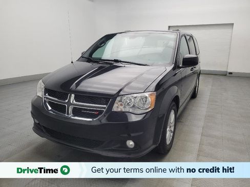 Used 2020 Dodge Grand Caravan SXT image 1