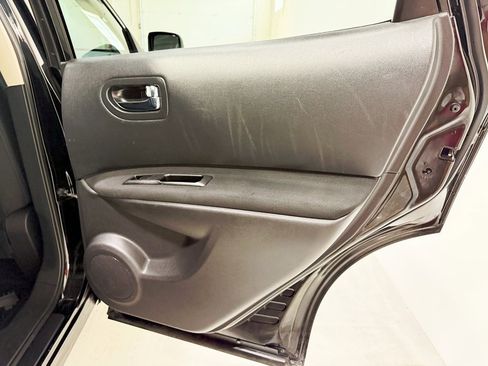 Used 2013 Nissan Rogue S w/ Special Edition Pkg image 30