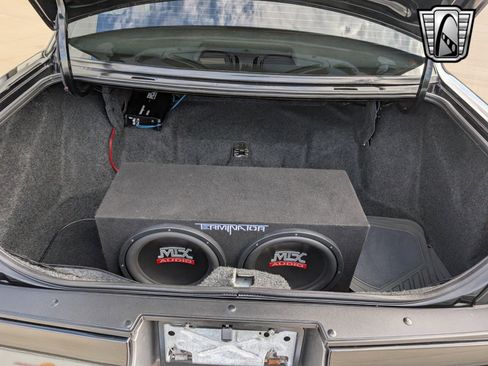 Used 1994 Cadillac Fleetwood Brougham image 25