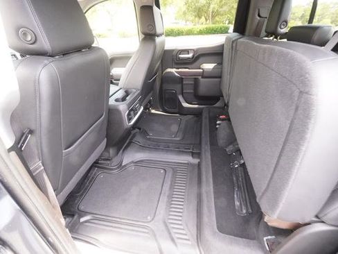 Used 2021 GMC Sierra 1500 SLT w/ SLT Premium Package AWD/4WD image 31