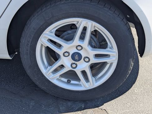 Used 2019 Ford Fiesta SE FWD image 13