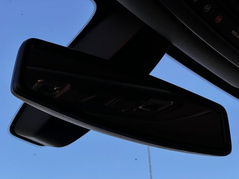 Used 2021 GMC Sierra 1500 SLT w/ SLT Convenience Package image 27