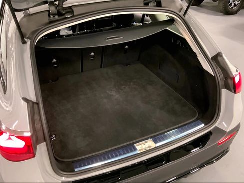 Used 2025 Mercedes-Benz E 450 4MATIC All-Terrain Wagon image 34