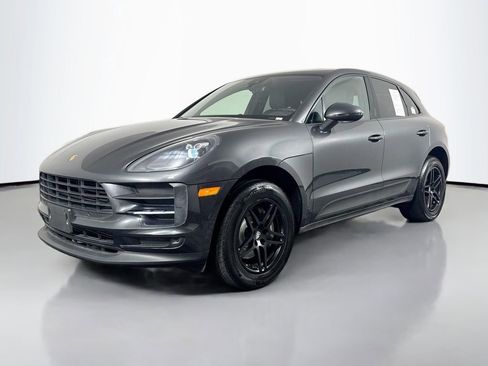 Used 2021 Porsche Macan image 44