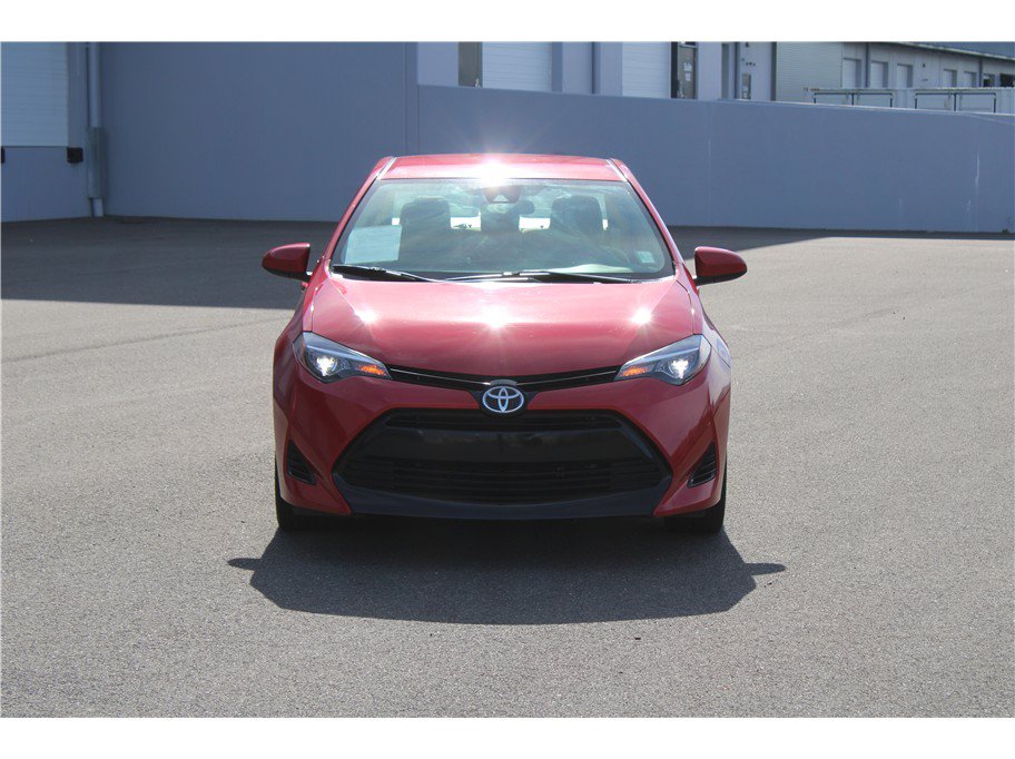 Used 2017 Toyota Corolla LE w/ Carpet Mat Package (TMS) FWD image 4