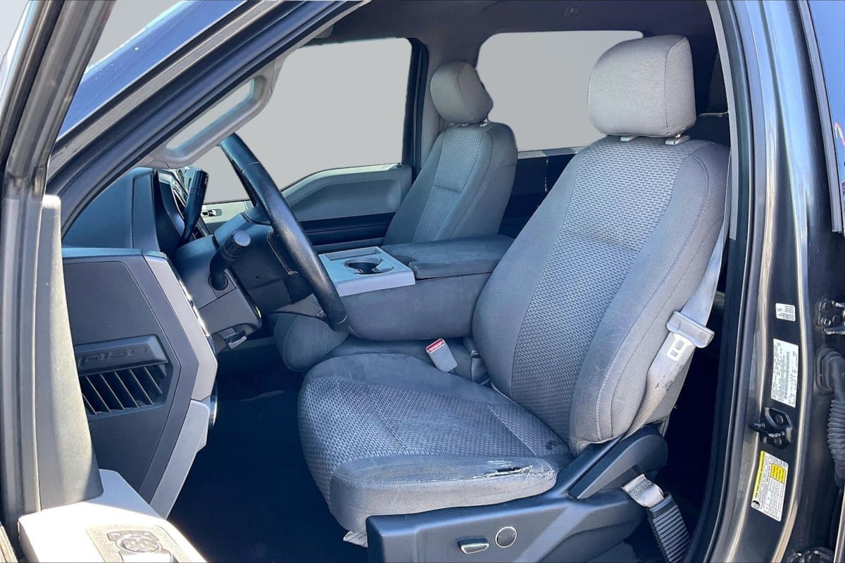 Used 2016 Ford F150 XLT w/ Equipment Group 301A Mid RWD image 24