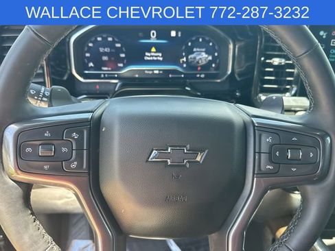Certified 2025 Chevrolet Silverado 1500 High Country w/ Midnight Edition AWD/4WD image 16