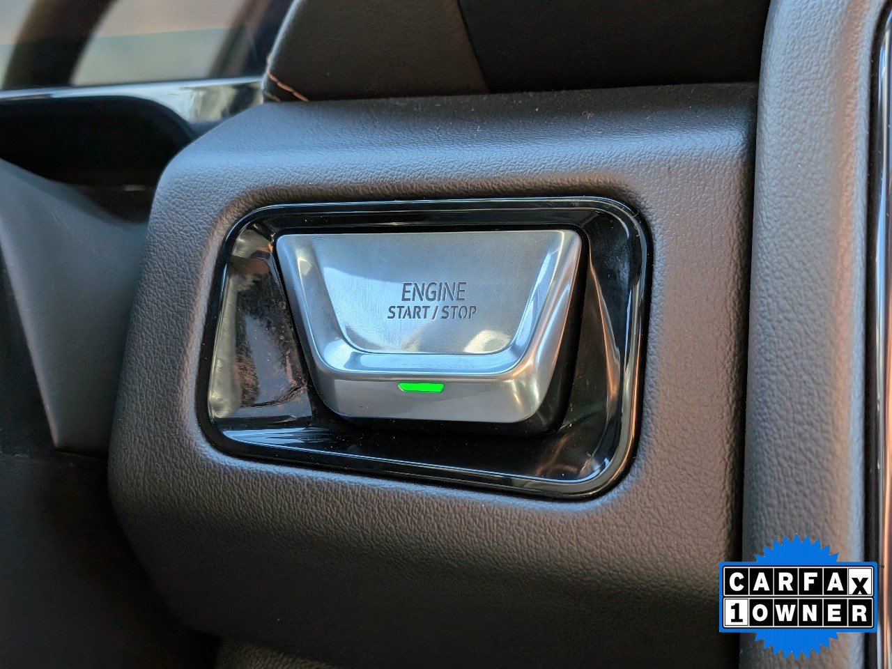 Used 2025 GMC Yukon AT4 w/ AT4 Premium Package AWD/4WD image 33