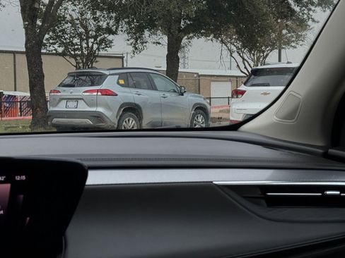 Used 2025 Buick Encore GX Preferred image 35