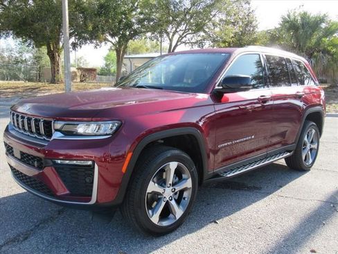 New 2026 Jeep Grand Cherokee Limited RWD image 3