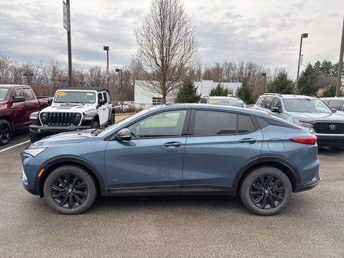 Used 2025 Buick Envista Sport Touring w/ Convenience I Package image 4