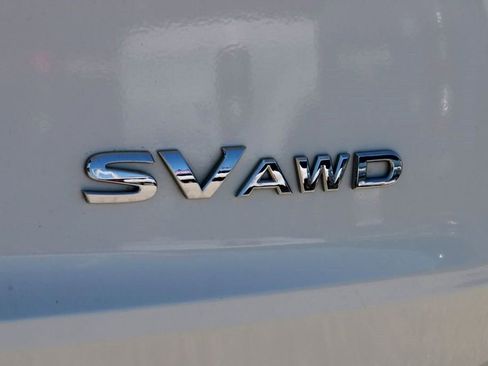Used 2023 Nissan Rogue SV AWD/4WD image 8