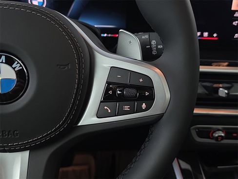 New 2026 BMW X5 xDrive40i w/ M Sport Package image 18