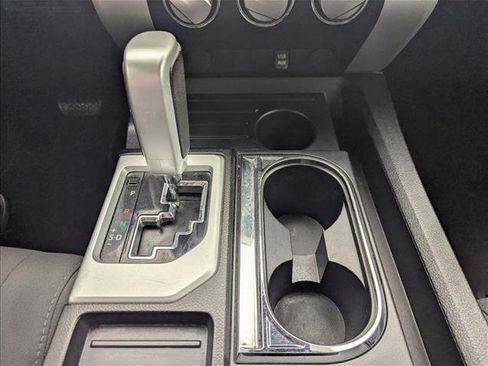 Used 2018 Toyota Tundra SR5 image 15