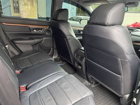 Used 2018 Honda CR-V Touring image 16