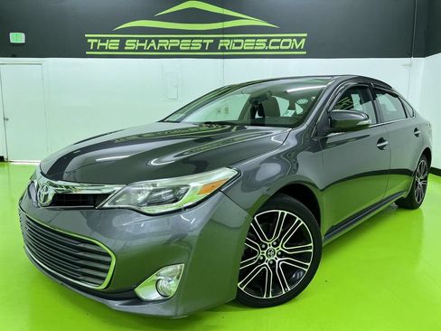Used 2015 Toyota Avalon XLE Touring FWD image 1