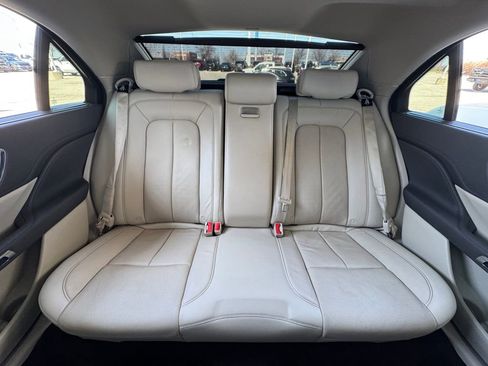 Used 2020 Lincoln Continental Reserve w/ Luxury Package image 32