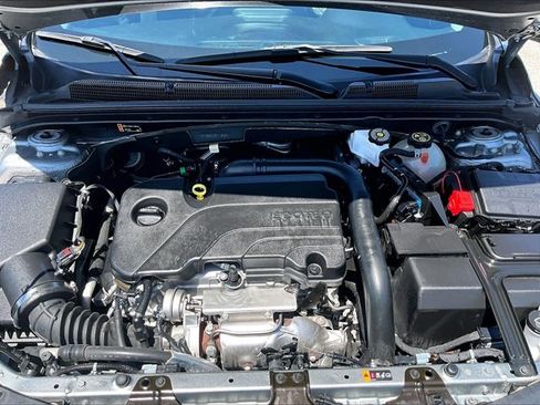 Used 2024 Chevrolet Malibu LS FWD image 11