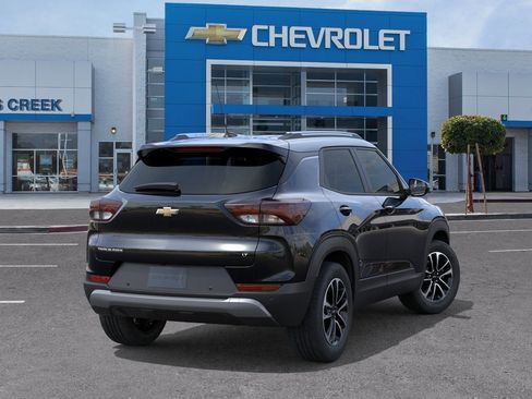New 2026 Chevrolet TrailBlazer LT w/ Driver Confidence Package FWD image 4