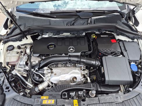 Used 2023 Mercedes-Benz GLA 250 4MATIC image 31