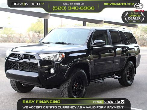 Used 2017 Toyota 4Runner SR5 Premium image 3