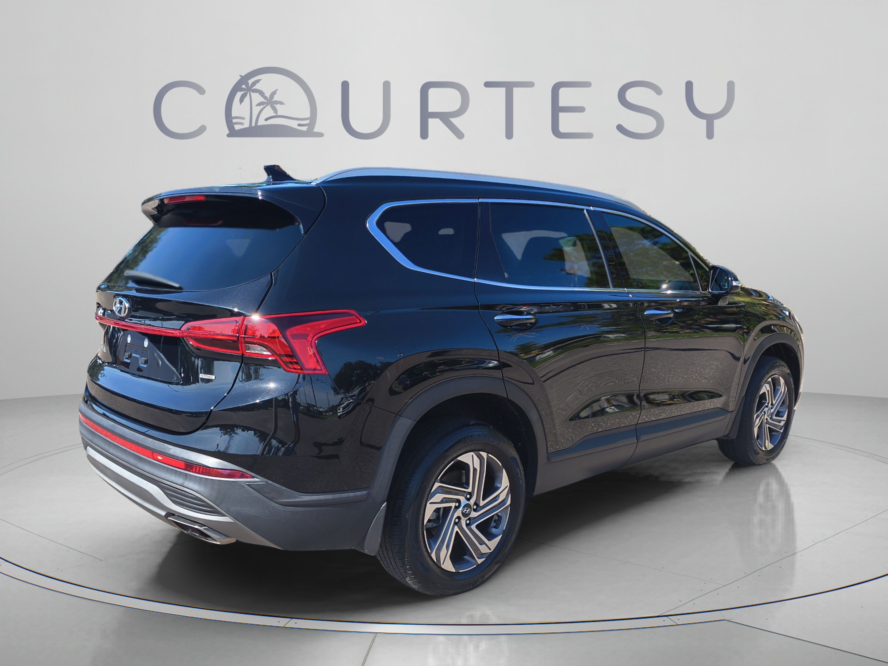Used 2023 Hyundai Santa Fe SEL AWD/4WD image 5