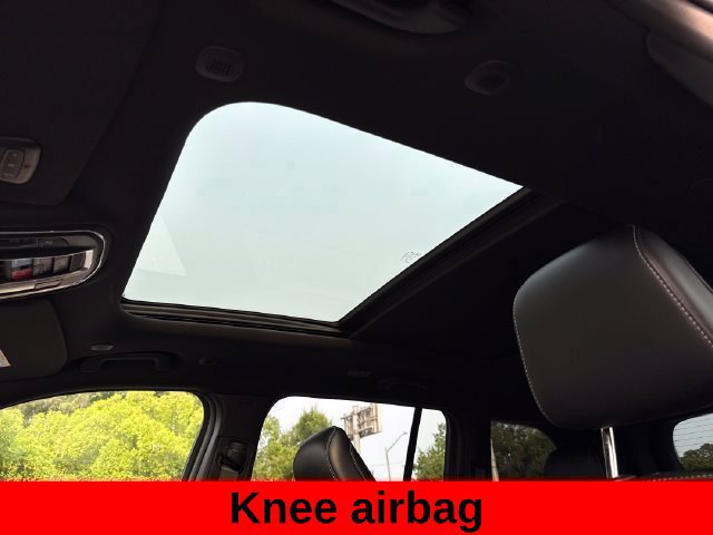 Used 2025 Jeep Grand Cherokee Limited AWD/4WD image 43