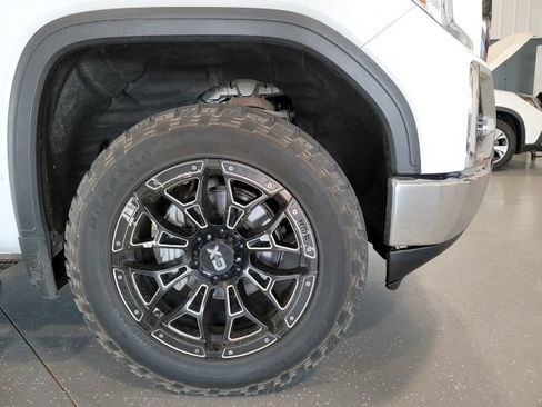 Used 2019 GMC Sierra 1500 SLT w/ SLT Premium Package AWD/4WD image 15