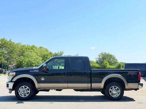 Used 2012 Ford F250 Lariat w/ Chrome Pkg AWD/4WD image 6