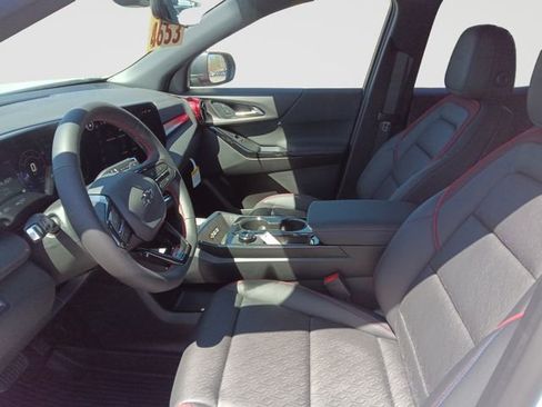 New 2026 Chevrolet Equinox RS w/ Convenience Package III AWD/4WD image 10