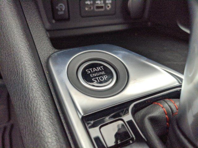 Certified 2025 Nissan Sentra SR FWD image 46