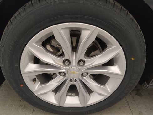 Used 2022 Chevrolet Malibu LT image 31