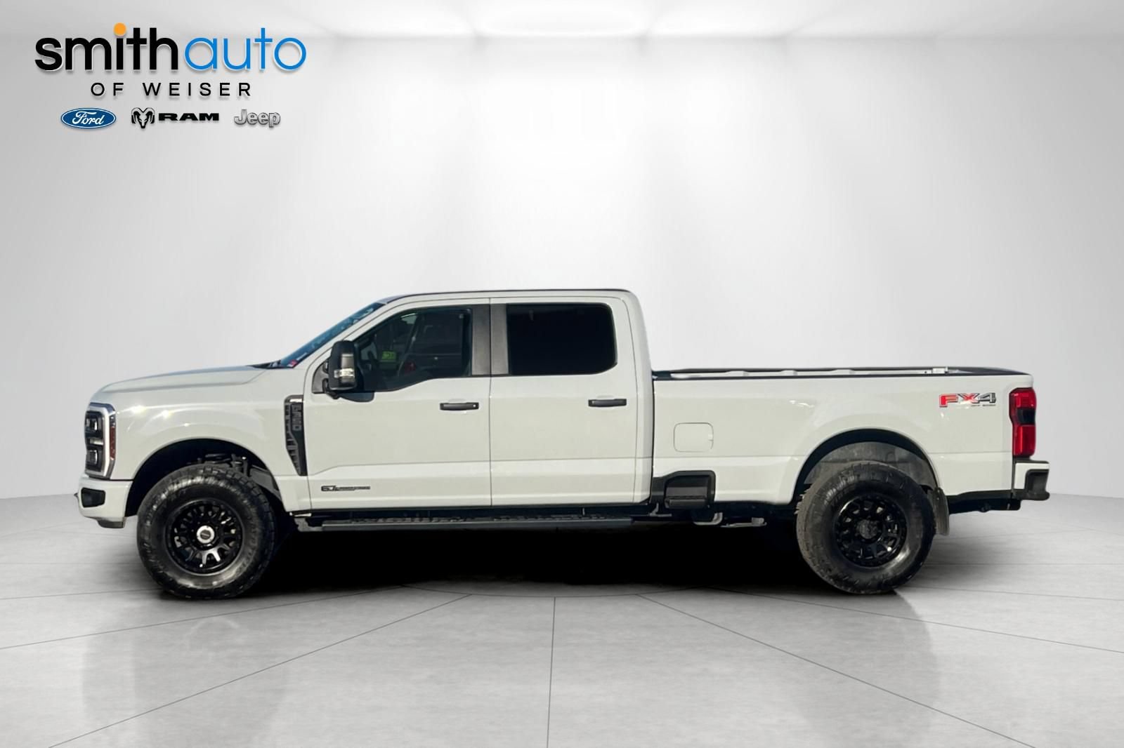 Used 2025 Ford F350 XL w/ STX Appearance Package AWD/4WD image 8