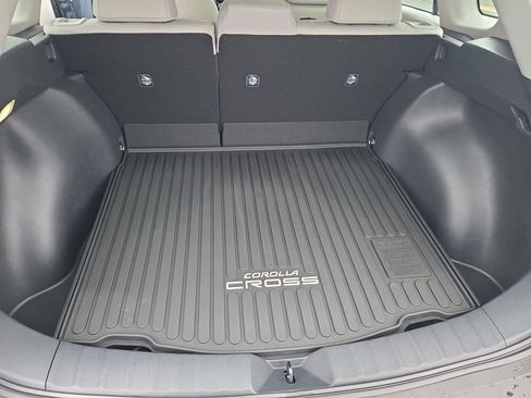 New 2026 Toyota Corolla Cross L image 32