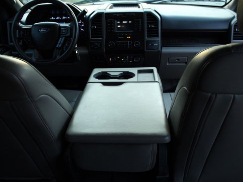 Used 2022 Ford F250 XL w/ Power Equipment Group image 14