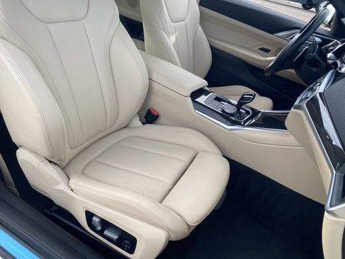 Used 2021 BMW 430i Coupe w/ Convenience Package image 11