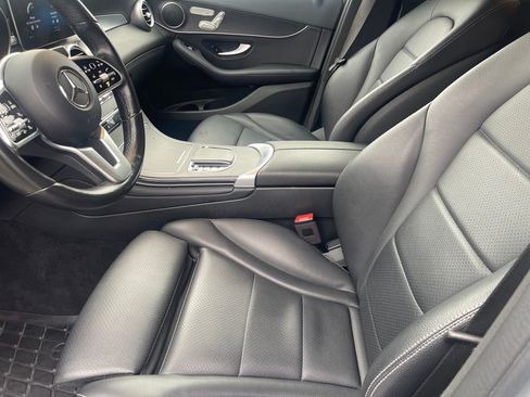 Used 2022 Mercedes-Benz GLC 300 4MATIC image 9