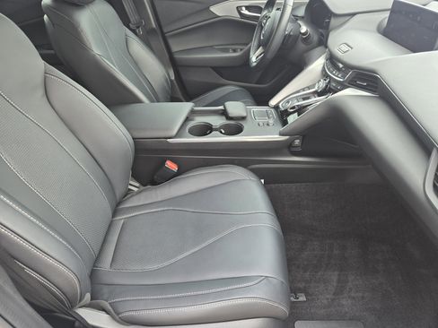 Used 2023 Acura TLX w/ Technology Package image 21