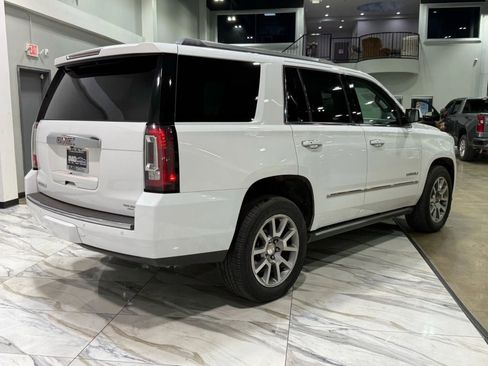 Used 2015 GMC Yukon Denali w/ Premium Package image 6