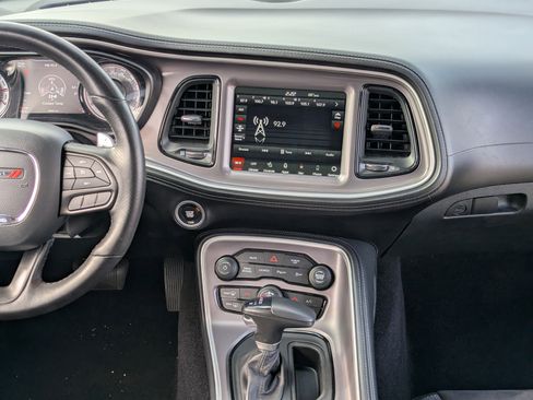 Used 2022 Dodge Challenger R/T Scat Pack w/ T/A Package image 17