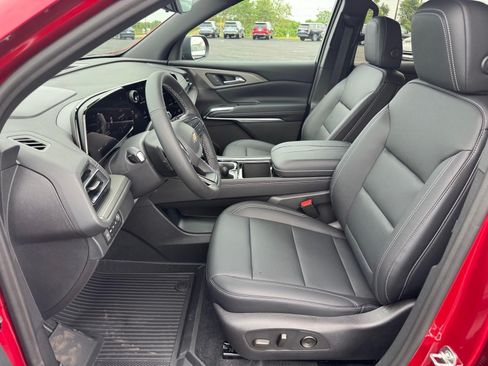 New 2027 Chevrolet Traverse LT w/ Driver Confidence Package AWD/4WD image 4