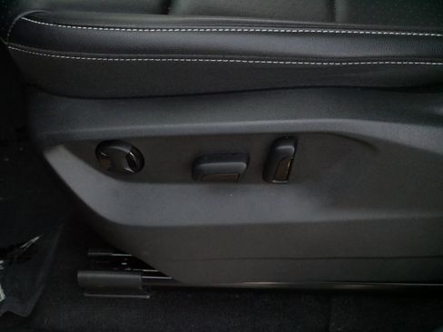 Certified 2023 Volkswagen Atlas SE image 20