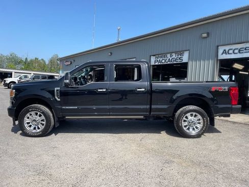 Used 2022 Ford F350 Limited AWD/4WD image 4