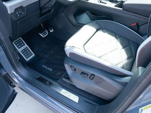 New 2026 Volkswagen Atlas Peak Edition image 29