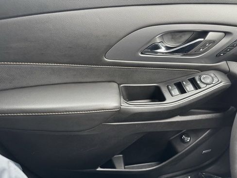 Used 2019 Chevrolet Traverse Premier w/ Redline Edition image 34