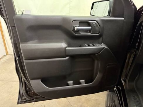 Used 2023 Chevrolet Silverado 1500 Custom AWD/4WD image 32
