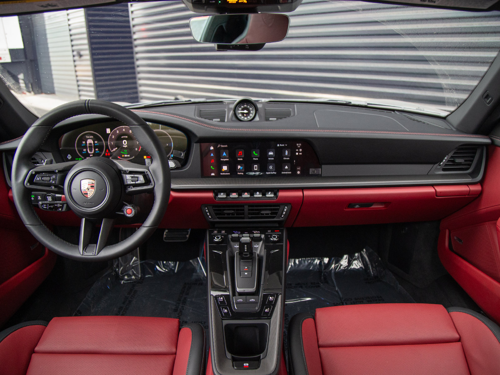 Certified 2025 Porsche 911 Targa 4 GTS AWD/4WD image 15