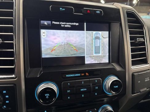 Used 2015 Ford F150 Platinum w/ Equipment Group 701A Luxury image 20