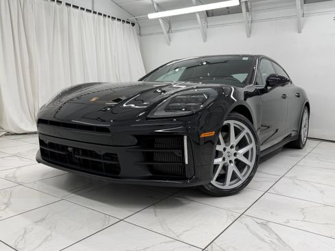 New 2026 Porsche Panamera 4 image 8